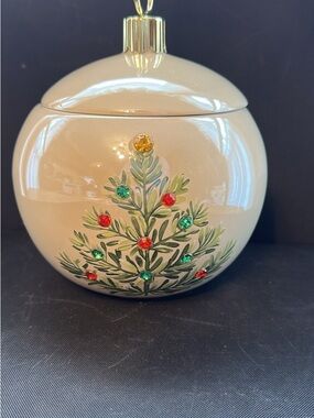 Hand-Painted Cream Ceramic Ornament Jar with Christmas Tree Design
